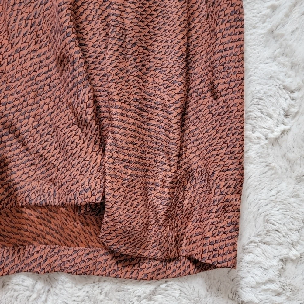 Joie 100% Silk Burnt Orange Geometric Sleeveless Blouse Size XS - Picture 5 of 11